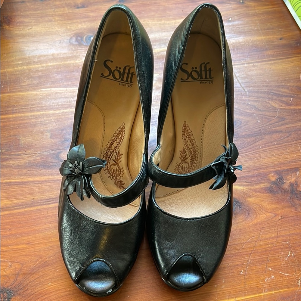 Women's Black Peep Toe Shoes